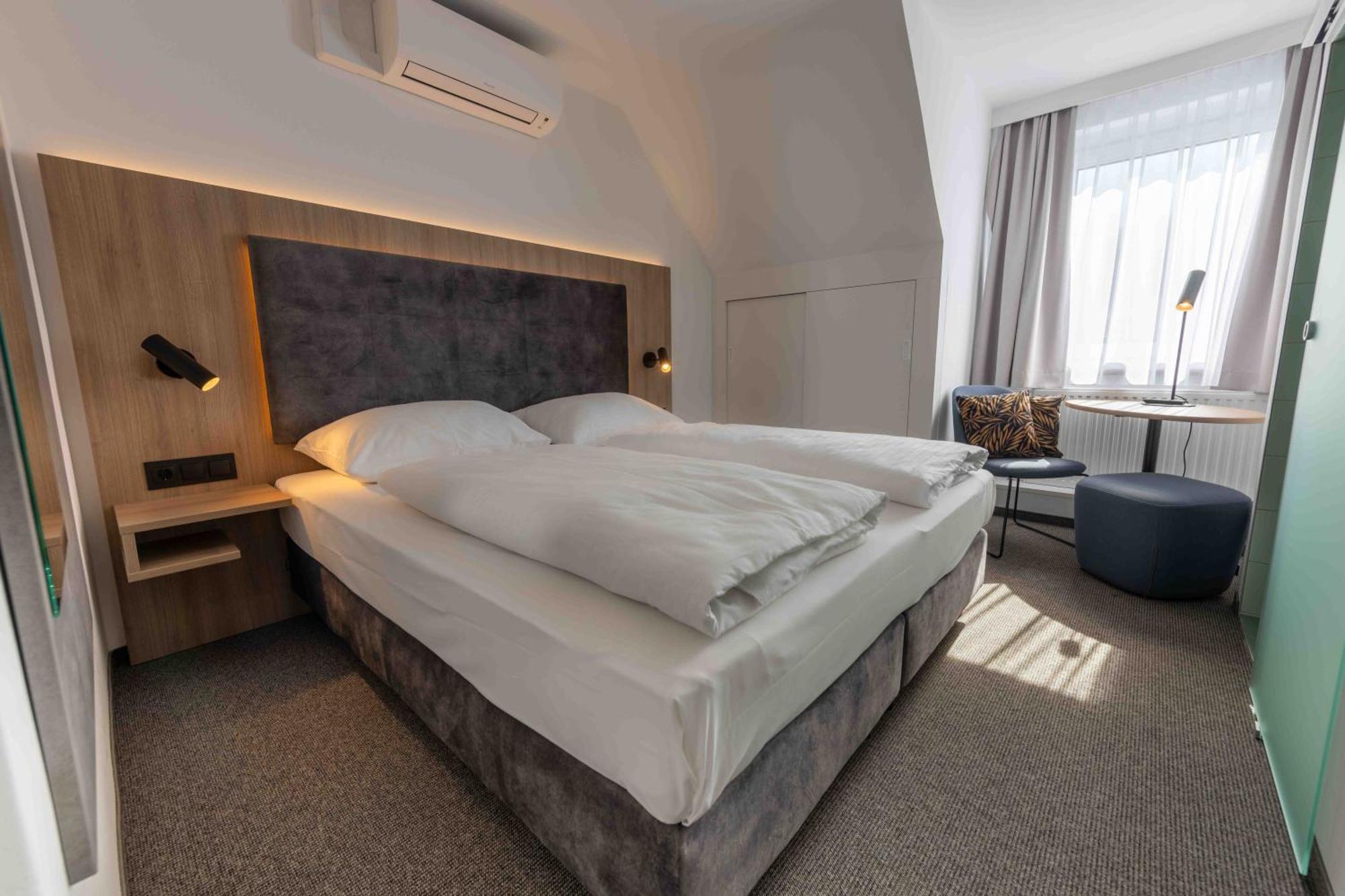 Hotel Anker Клостернойбург Экстерьер фото