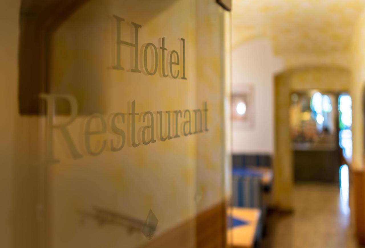 Hotel Anker Клостернойбург Экстерьер фото