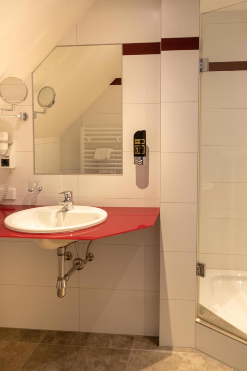 Hotel Anker Клостернойбург Экстерьер фото