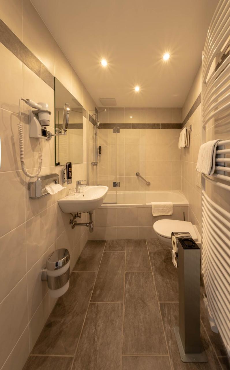 Hotel Anker Клостернойбург Экстерьер фото